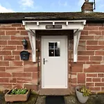 1 Bed In Oc-sz113 Feriehus